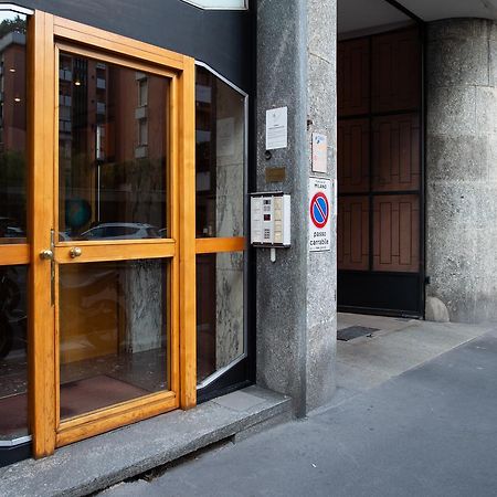 Aparthotel Porta Nuova Milan Luaran gambar