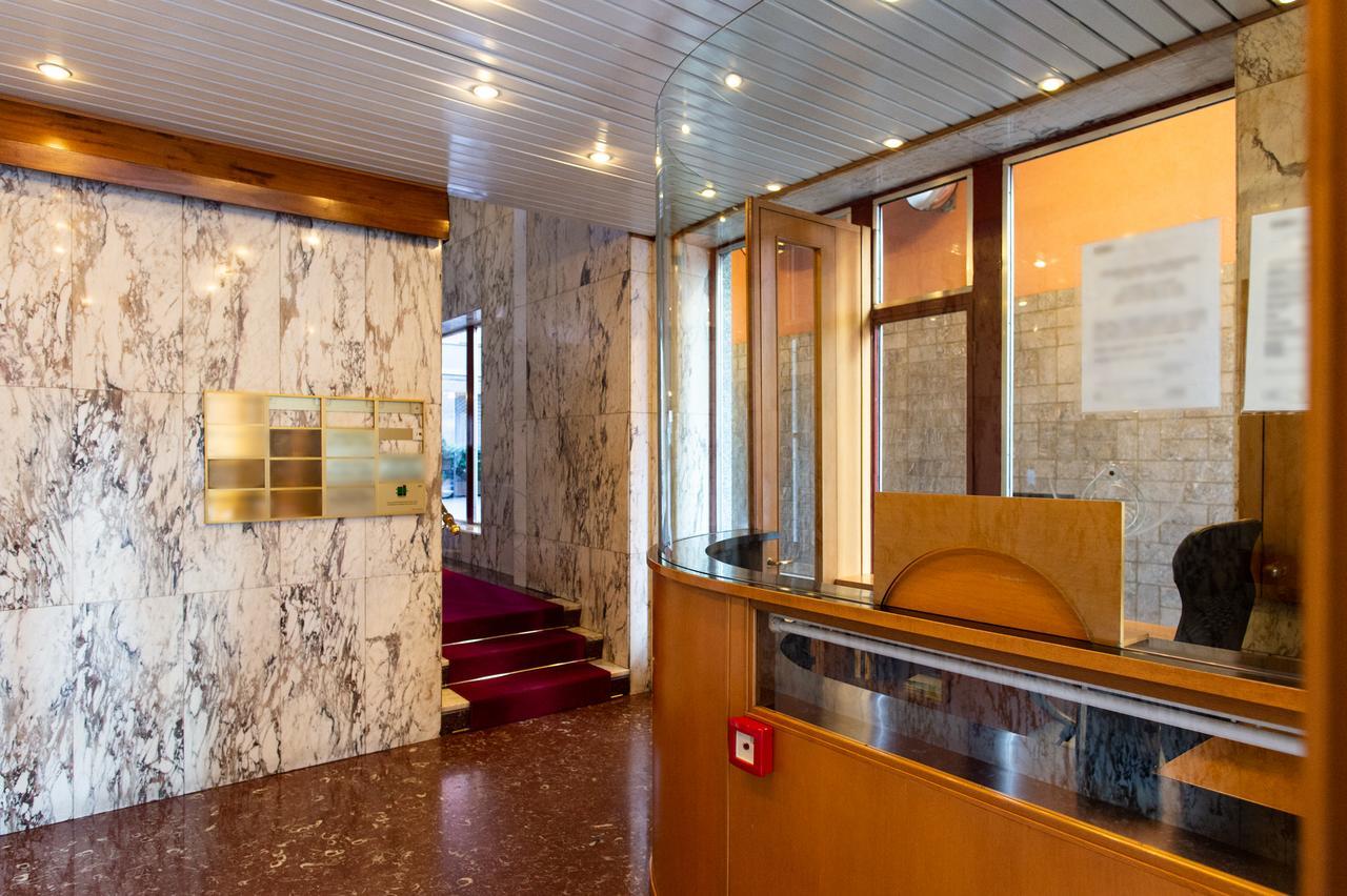 Aparthotel Porta Nuova Milan Luaran gambar